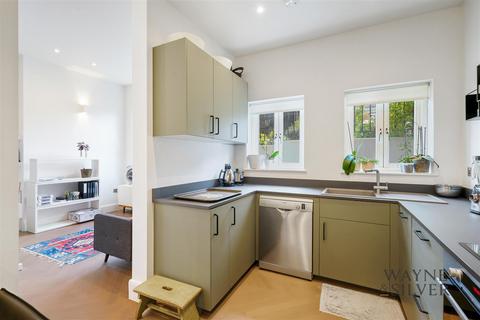 1 bedroom flat to rent, Maresfield Gardens, Hampstead, NW3