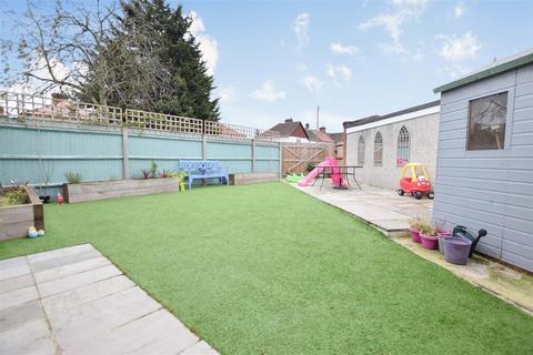 19 Alexandra Road, Mitcham, CR4 3LT