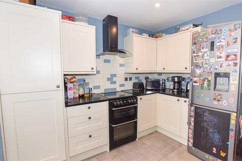 19 Alexandra Road, Mitcham, CR4 3LT