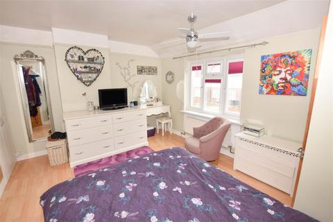 19 Alexandra Road, Mitcham, CR4 3LT