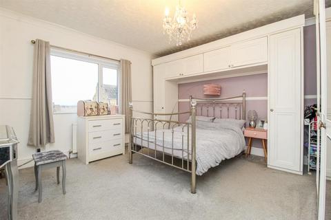 114 Station Road, Ryhill, Wakefield, WF4 2BZ