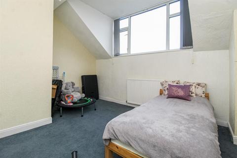 114 Station Road, Ryhill, Wakefield, WF4 2BZ