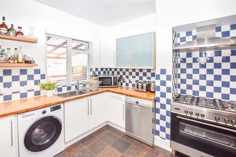 25 Miles Road, Mitcham, CR4 3DA