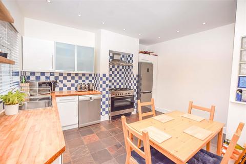 25 Miles Road, Mitcham, CR4 3DA