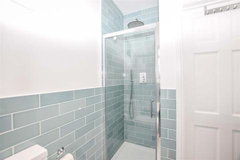 25 Miles Road, Mitcham, CR4 3DA
