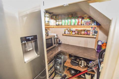 79 Hogarth Crescent, London, SW19 2DN