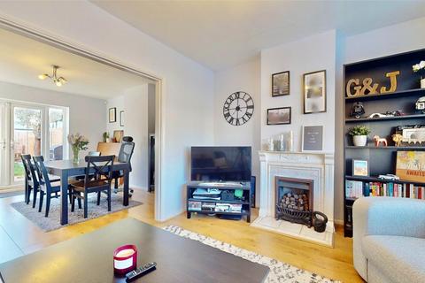 94 Kenneth Road, Romford, RM6 6LP