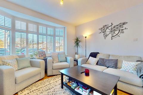 94 Kenneth Road, Romford, RM6 6LP