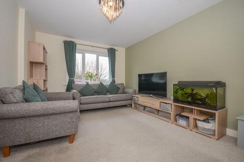 3 bedroom semi-detached house for sale - Poppy Close, Lyde Green, Bristol, BS16 7HS