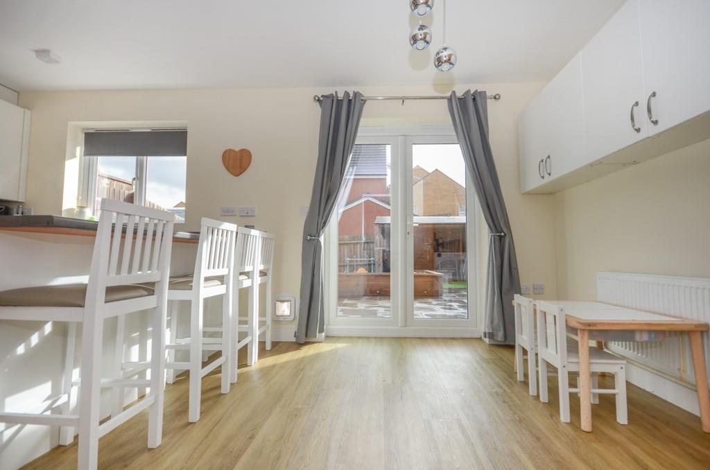 Dining area.jpg