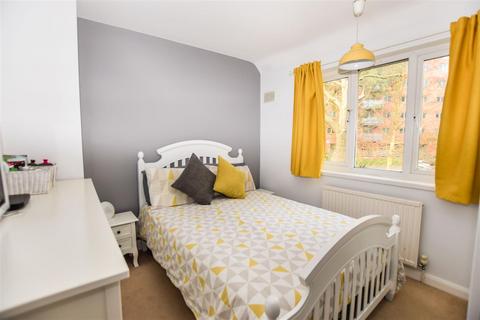 60 Runnymede, London, SW19 2PQ