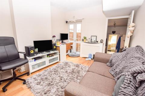 1 bedroom flat for sale - Devonshire Road, Colliers Wood SW19