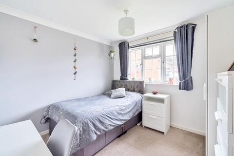 18 Oswestry Close, Redditch, B97 5QE