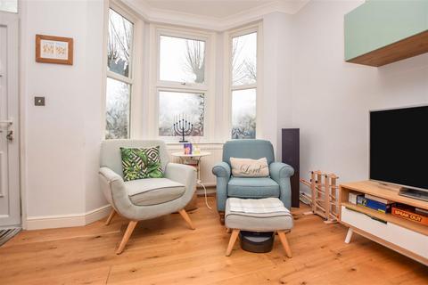 41 Miles Road, Mitcham, CR4 3DA