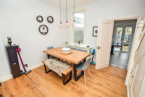 41 Miles Road, Mitcham, CR4 3DA
