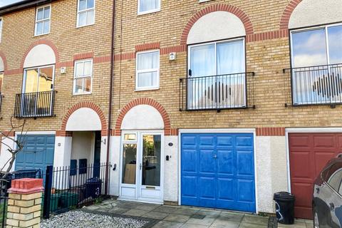 12 Tyrrell Square, Mitcham, CR4 3SD