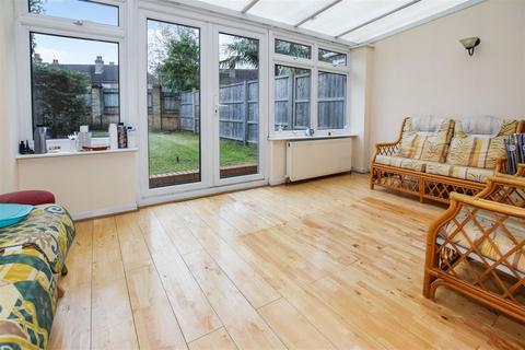 12 Tyrrell Square, Mitcham, CR4 3SD