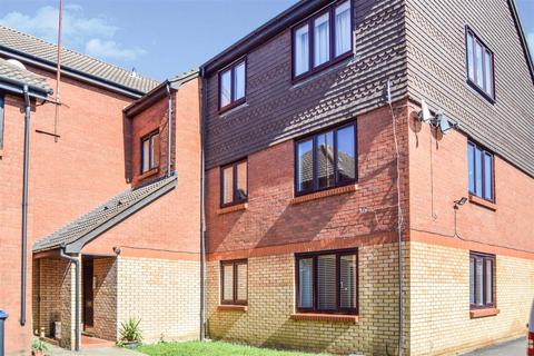 225 North Road, London, SW19 1TP