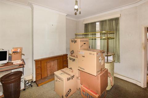 10 Warren Road, London, SW19 2HX