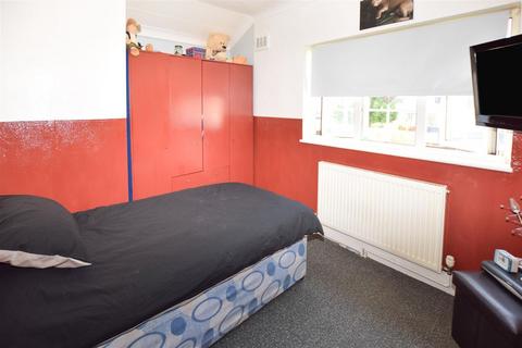 95 Western Road, Mitcham, CR4 3EE