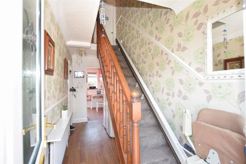 95 Western Road, Mitcham, CR4 3EE