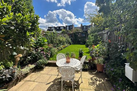 27 All Saints Road, London, SW19 1BU