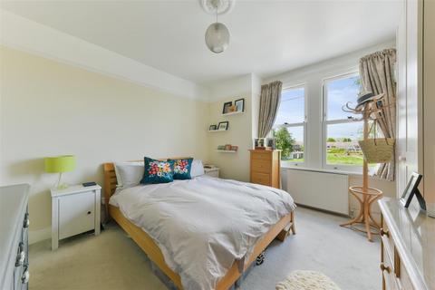 27 All Saints Road, London, SW19 1BU