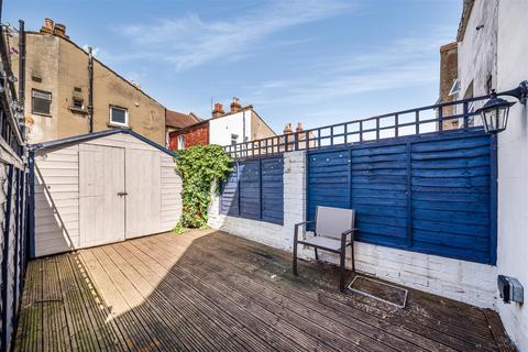 23 Tynemouth Road, Mitcham, CR4 2BQ