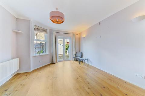 23 Tynemouth Road, Mitcham, CR4 2BQ