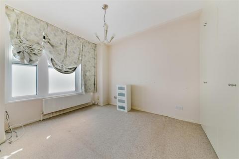 23 Tynemouth Road, Mitcham, CR4 2BQ