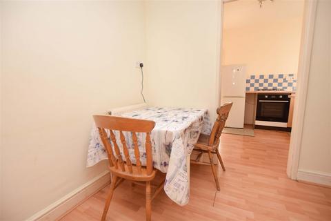 41 Briscoe Road, London, SW19 2AH
