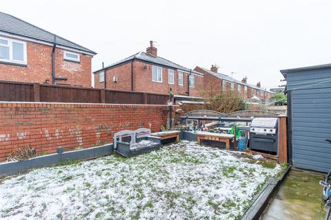 3 bedroom semi-detached house for sale - Clarence Street, Leyland