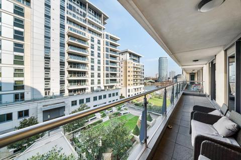 3 bedroom apartment for sale, Marina Point, London SW6