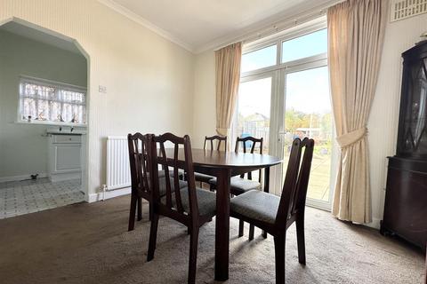 17 Alton Road, Leicester, LE2 8QB