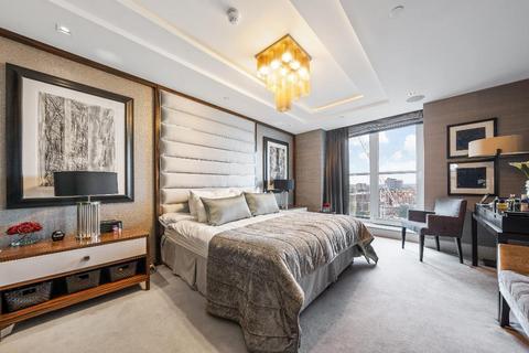 3 bedroom penthouse for sale, Kensington High Street, London W14