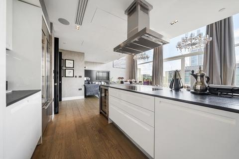 3 bedroom penthouse for sale, Kensington High Street, London W14