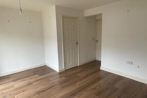27 Netley Meadow, Bugle, St Austell, PL26 8FX