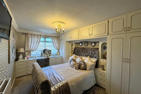 1 Beech Grove, Goole, DN14 5UX