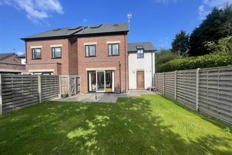 4 bedroom detached house for sale, The Firs, Aylestone LE2