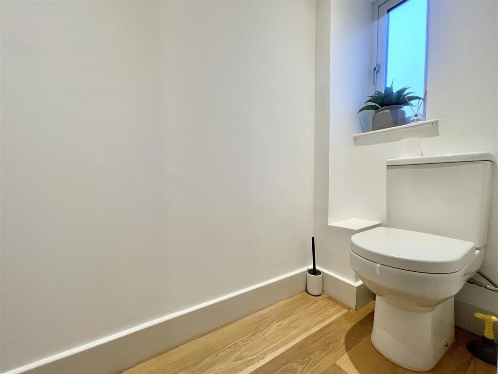 Ground Floor WC