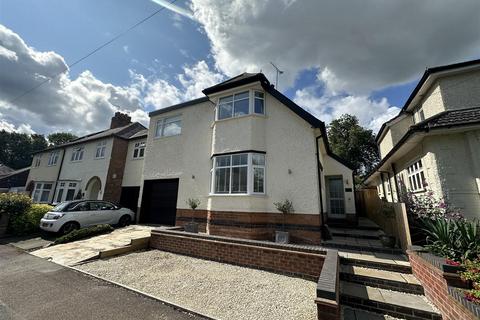 3 bedroom detached house for sale, Plantation Avenue, Aylestone Village LE2