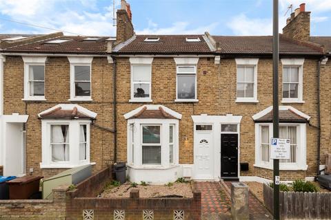 4 bedroom house to rent, Russell Road, Wimbledon SW19