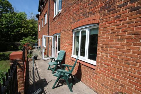 1 bedroom retirement property for sale, BELMONT ROAD, LEATHERHEAD, KT22