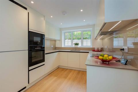 11 Rupert Close, Henley-on-thames, RG9 2JD