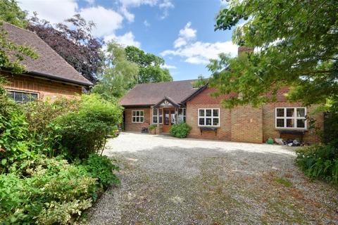 5 bedroom detached house for sale, The Stream, Beckley