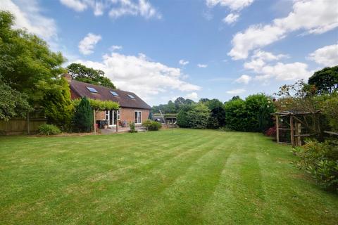 5 bedroom detached house for sale, The Stream, Beckley