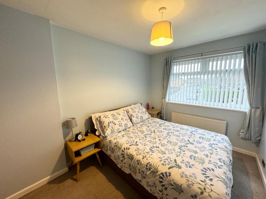 Bedroom 1 ( Front)