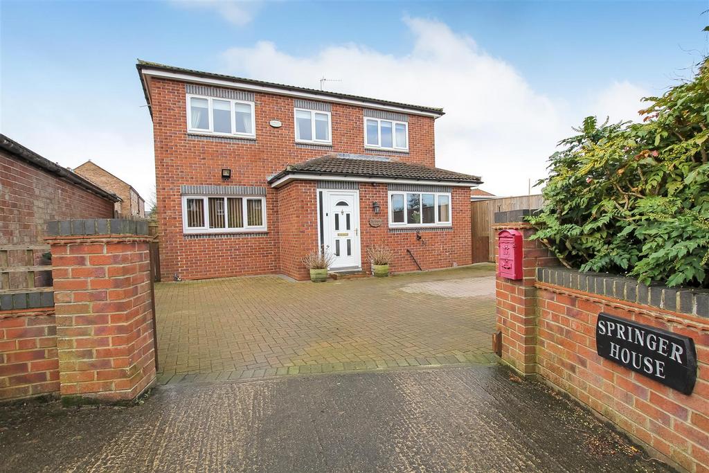 Swain Court, Northallerton 4 bed detached house for sale £397,950