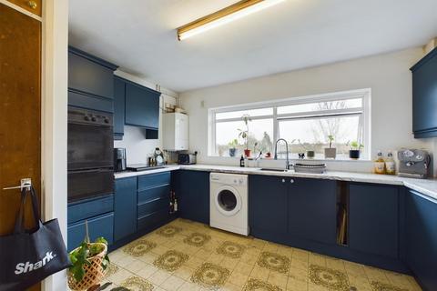 29 Banstead Road, Caterham, CR3 5QH