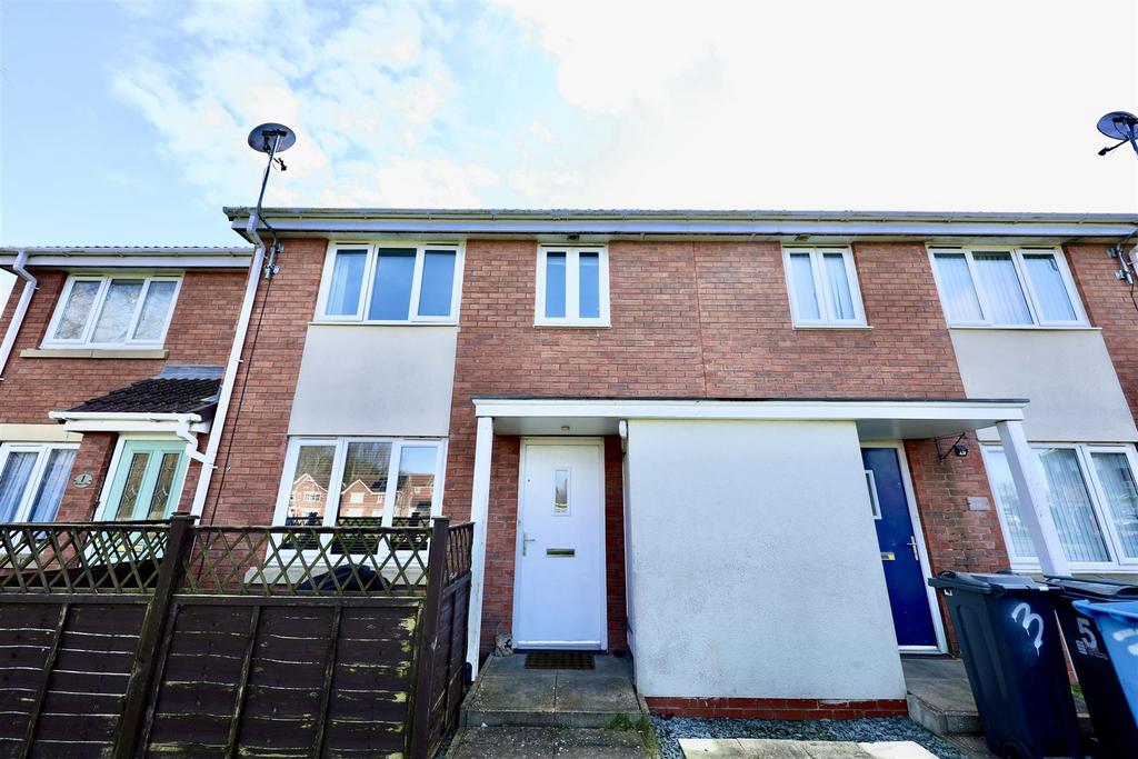 Thirlmere Way, Kingswood, Hull 2 bed terraced house for sale £130,000